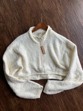 SKIMS Cream cropped Sherpa Quarter-Zip Pullover Sweater NWT